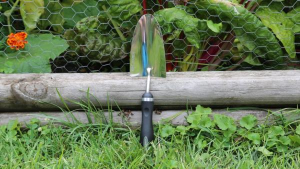 Heavy-Duty Bend-Proof Garden Trowel - Polished Stainless Steel, Rust-Resistant Hand Shovel with Comfort Grip for Efficient Digging in Rocky and Heavy Soils - Image 4