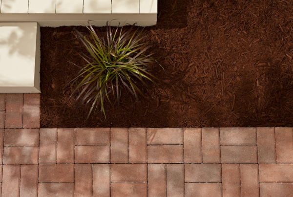 Nature Scapes Color Enhanced Mulch Sierra Red 2 Cu. Ft. - Image 7
